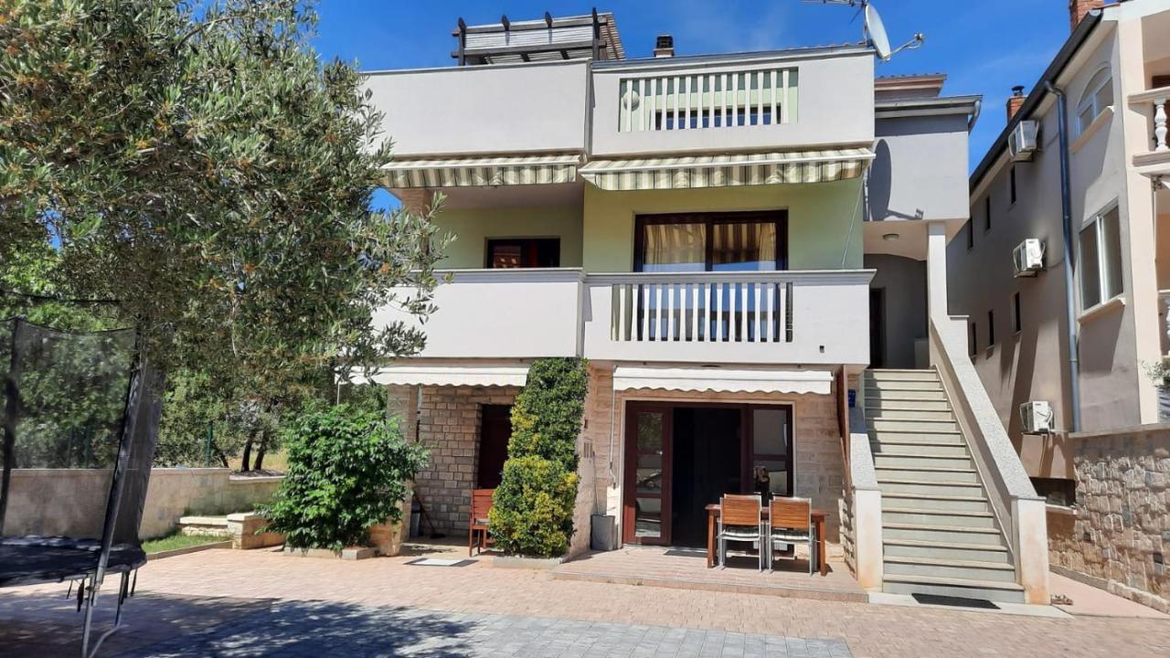 Apartments Bosana XIV Biograd Na Moru Exterior foto